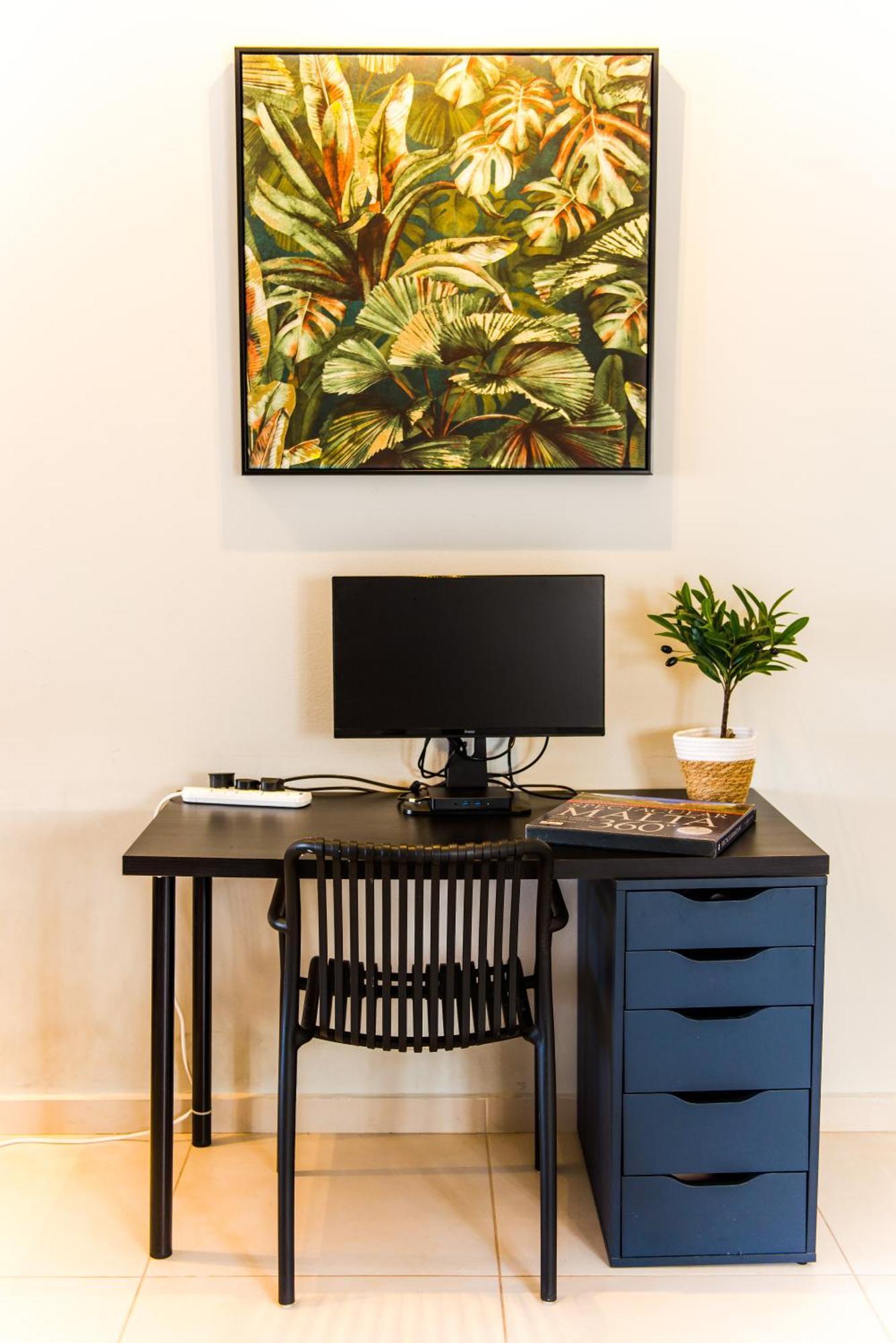 Mediterranean Abode - Spacious Apartment In Swieqi Is-Swieqi Екстериор снимка